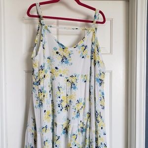 Torrid size 4 SHORT SUN DRESS